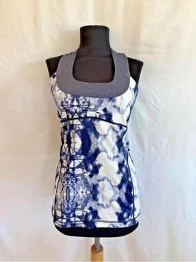 Lululemon Indigo Ink Mirror Print Top - Size 6 Small